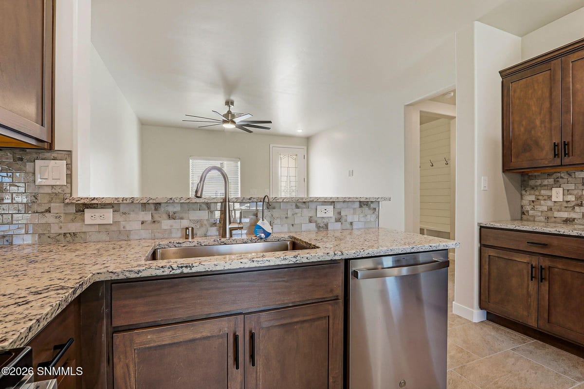 3163 Sedano Avenue, Las Cruces, NM 88012 photo 14
