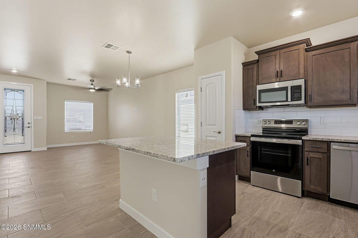 3139 Sedano Avenue, Las Cruces, NM 88012 photo 13