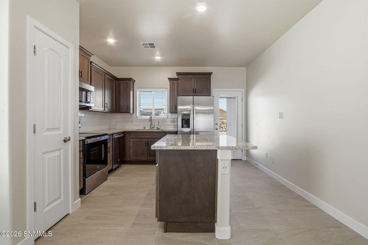 3139 Sedano Avenue, Las Cruces, NM 88012 photo 9
