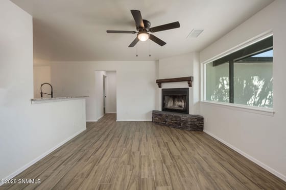 1309 Eucalyptus Drive, Las Cruces, NM 88001 photo 4