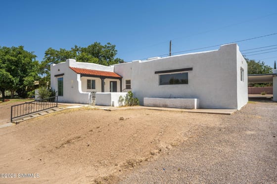 1040 Hess Terrace, Las Cruces, NM 88005 photo 4