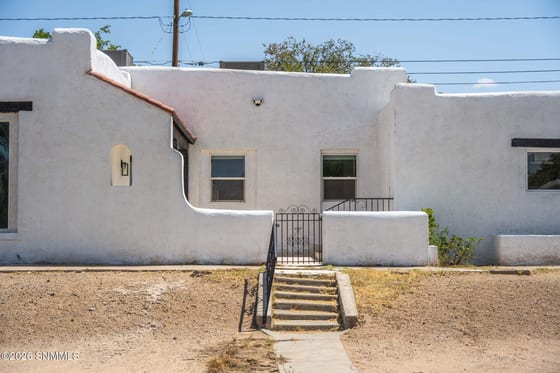 1040 Hess Terrace, Las Cruces, NM 88005 photo 5