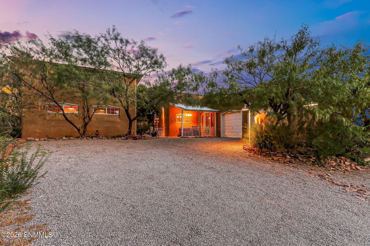 5093 Black Quartz Road, Las Cruces, NM 88011 photo 7