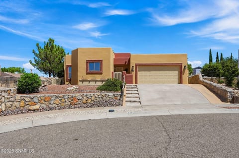 2375 Picacho Peak View en venta