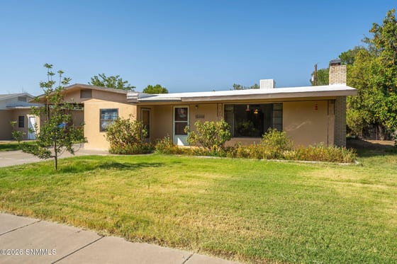 2040 Chisholm Trail, Las Cruces, NM 88005 photo 3