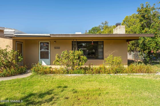 2040 Chisholm Trail, Las Cruces, NM 88005 photo 4