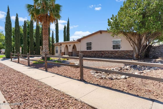 1313 Evelyn Street, Las Cruces, NM 88001 photo 4