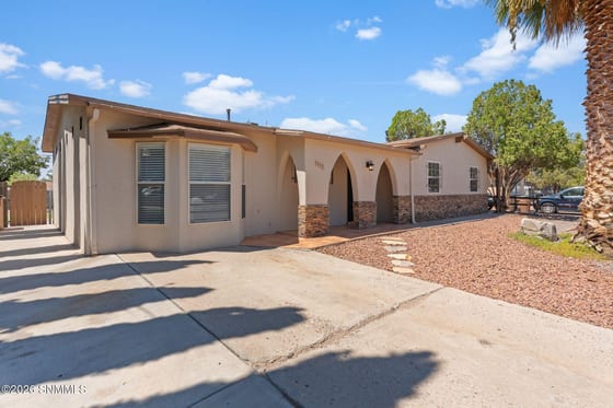 1313 Evelyn Street, Las Cruces, NM 88001 photo 5
