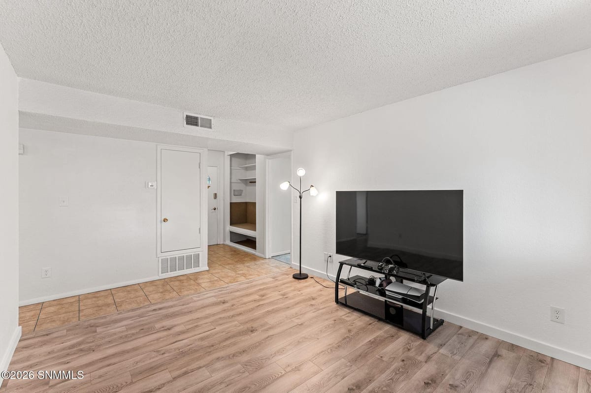 1818 Louise Circle, Las Cruces, NM 88001 photo 11