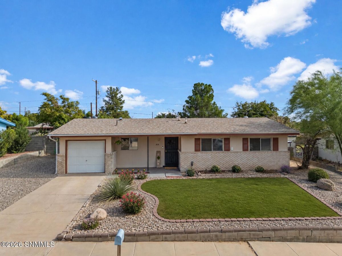 1818 Louise Circle, Las Cruces, NM 88001 photo 2