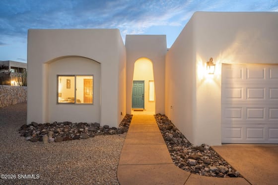 4327 Calle Amarilla Arc, Las Cruces, NM 88011 photo 3