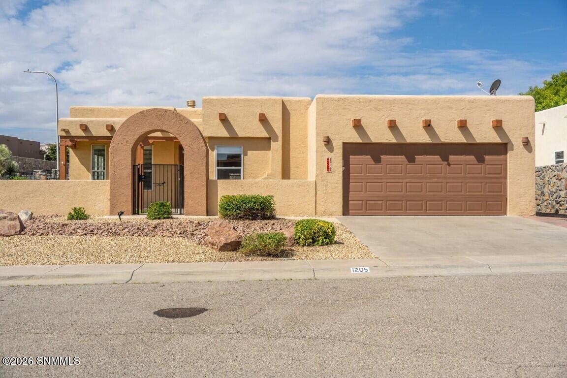 1205 Percha Creek Way, Las Cruces, NM 88011 photo 1