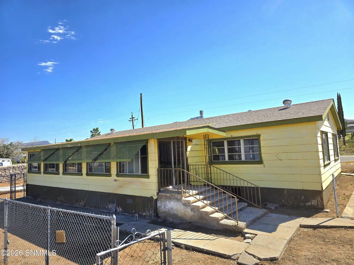 15785 Padre La Rue Street, Organ, NM 88052 photo 1