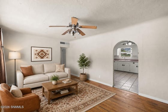 334 Keathley Drive, Las Cruces, NM 88005 photo 3