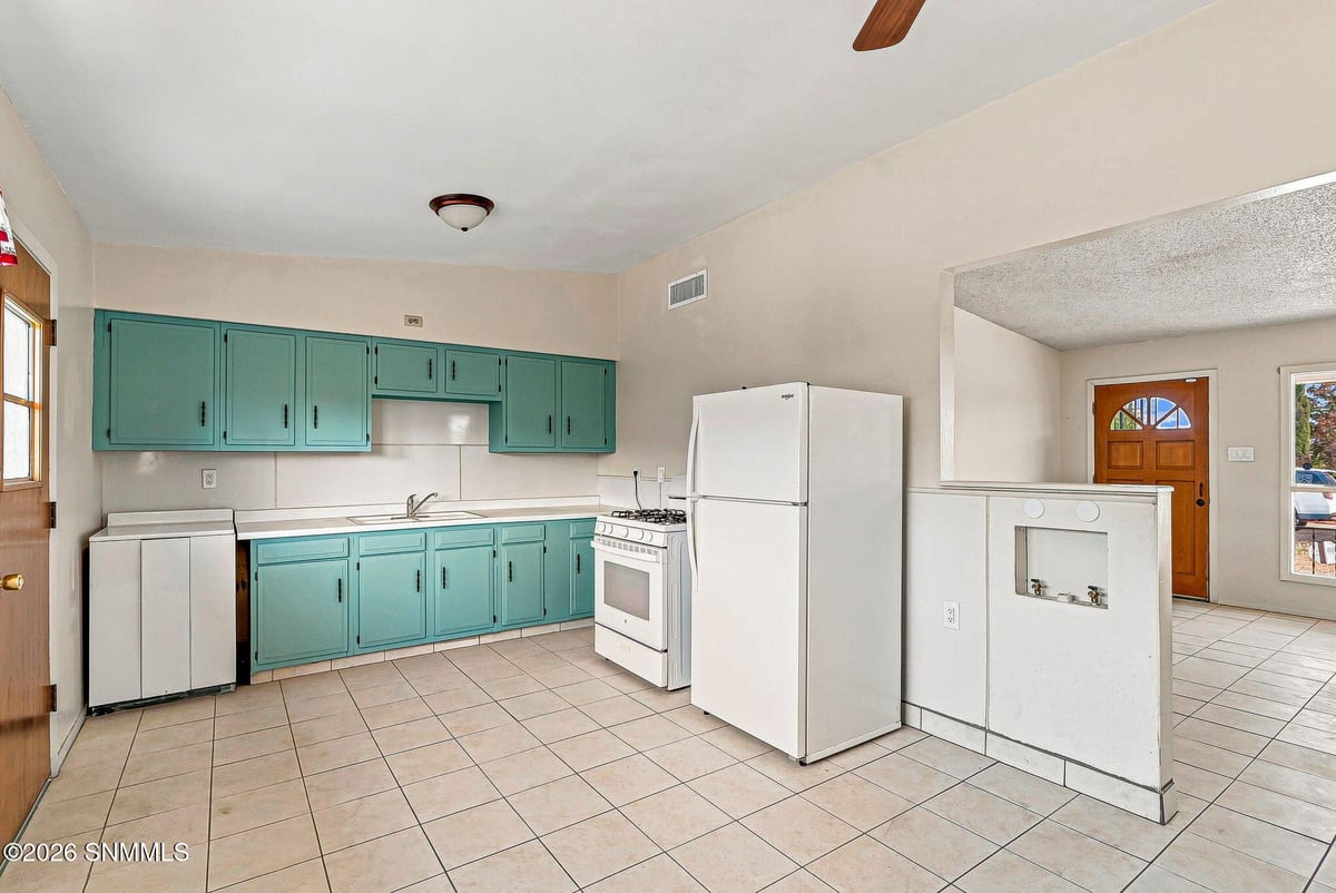 815 Montana Avenue, Las Cruces, NM 88001 photo 7
