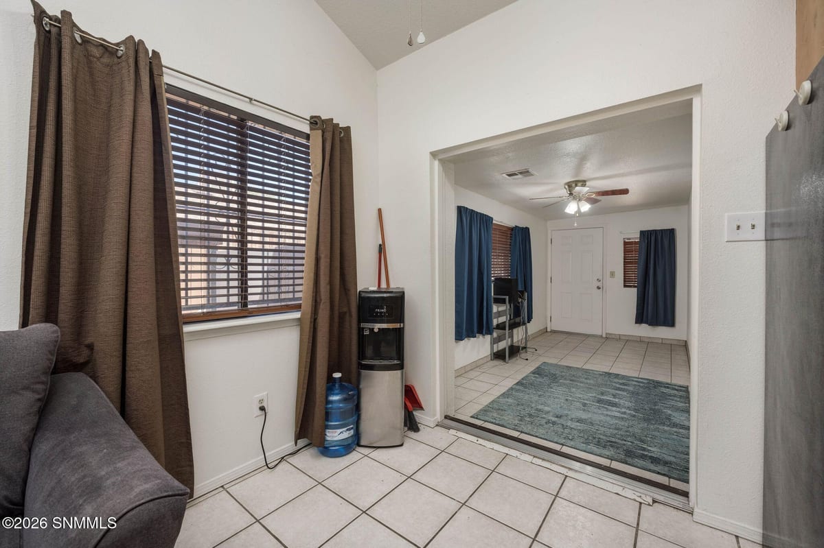 1883 Bridger Avenue, Las Cruces, NM 88001 photo 11