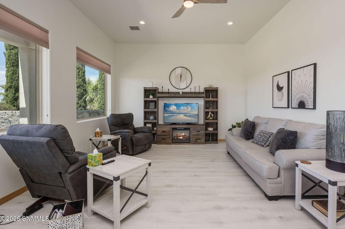 2268 Sedona Hills Parkway, Las Cruces, NM 88011 photo 15