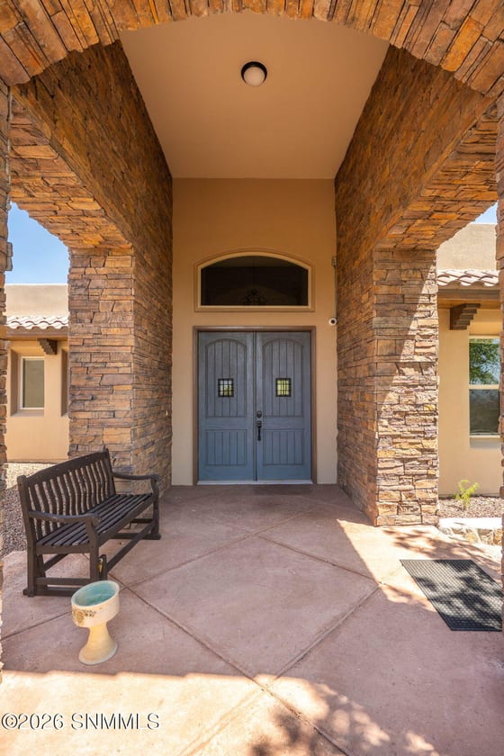 5667 Calle De Paradise, Las Cruces, NM 88011 photo 4