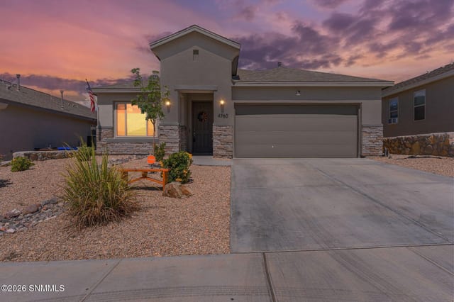 4760 Big Springs Street, Las Cruces, NM – 3 bedroom, 1,626 sqft single family residence for sale at $325,000