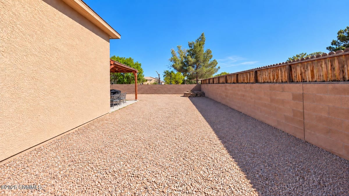 999 Gilmer Way, Las Cruces, NM 88005 photo 15
