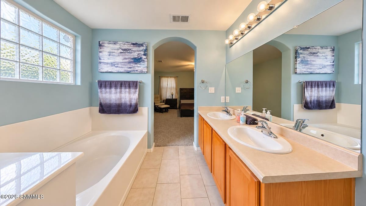 999 Gilmer Way, Las Cruces, NM 88005 photo 6
