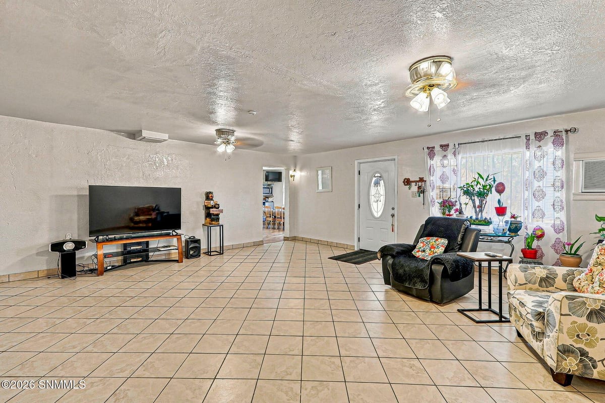 305 Fifth Street, Sunland Park, NM 88063 photo 6