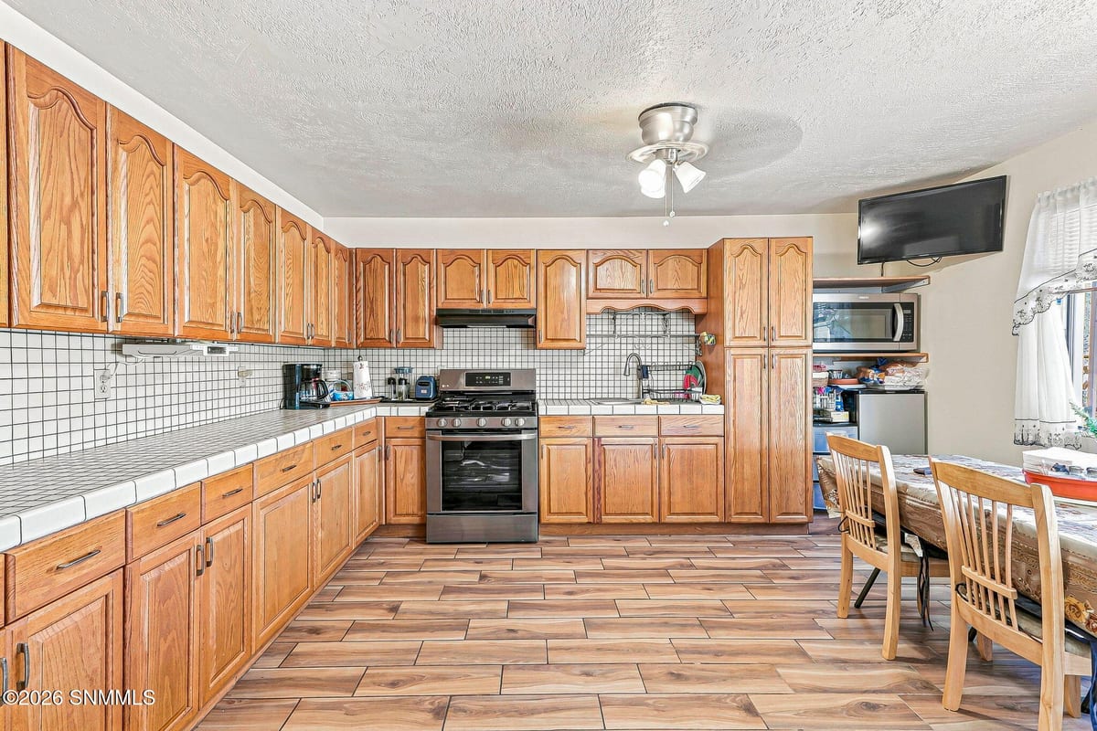 305 Fifth Street, Sunland Park, NM 88063 photo 8