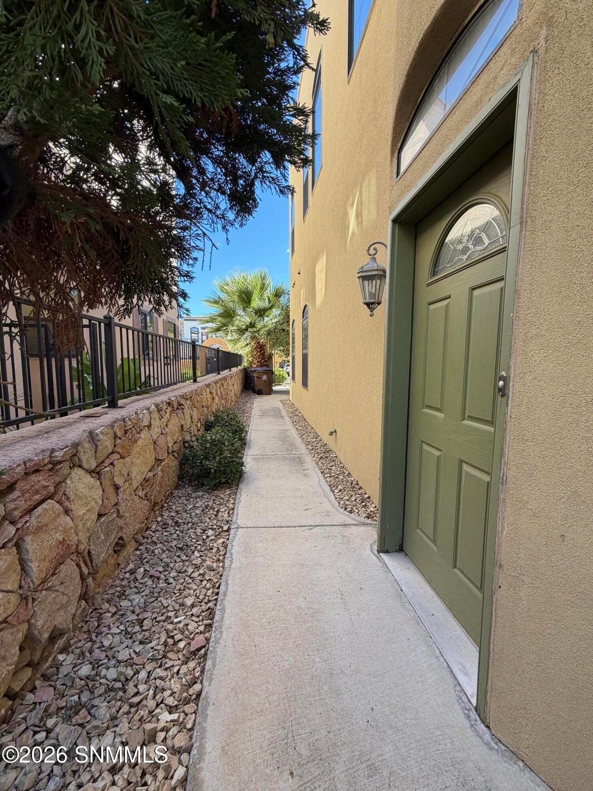 4301 Capistrano Avenue, Las Cruces, NM 88011 photo 3