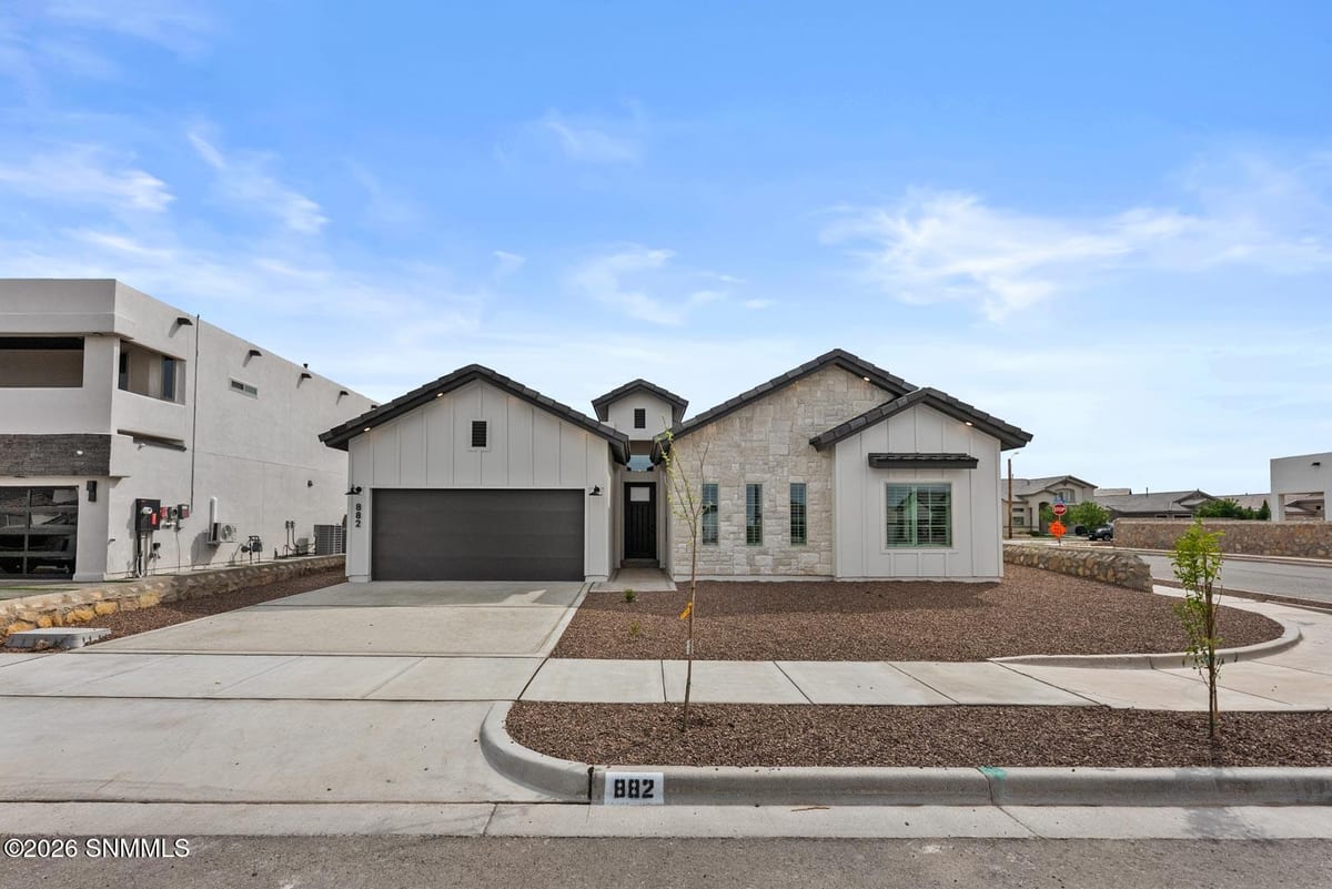 3685 Springhaven Loop, Las Cruces, NM 88012 photo 2