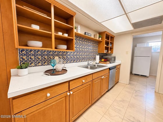 2050 Enzie Drive, Las Cruces, NM 88001 photo 3