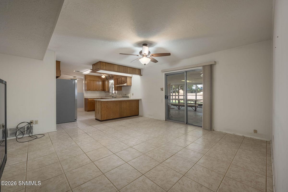 1011 Cedardale Drive, Las Cruces, NM 88005 photo 10