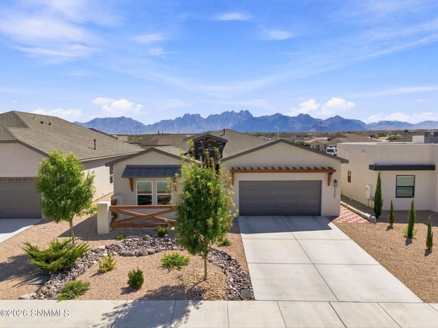 2640 Blue Heron Place, Las Cruces, NM – 3 bedroom, 1,684 sqft single family residence for sale at $335,000