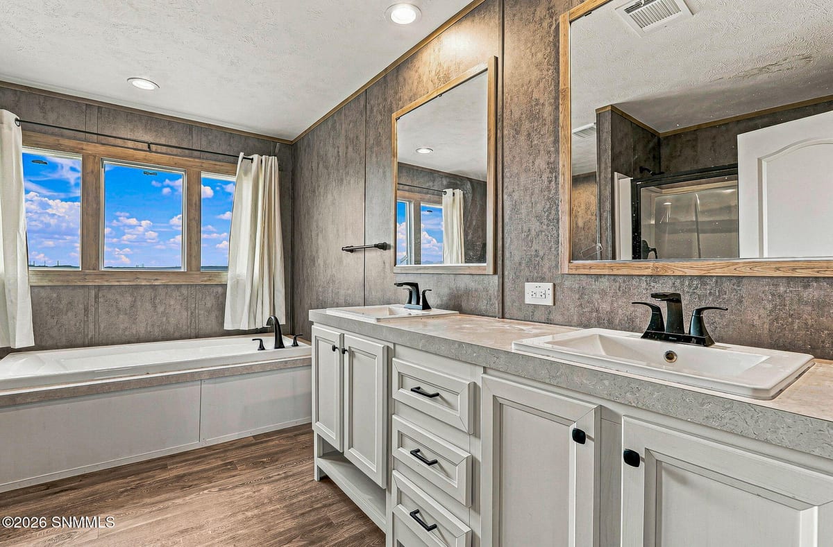1385 Thar Desert Drive, Chaparral, NM 88081 photo 7
