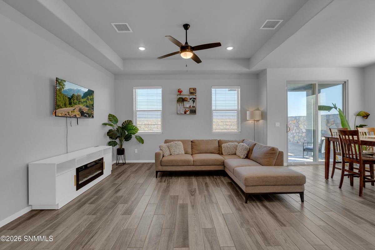119 Monteine Trail, Santa Teresa, NM 88008 photo 11
