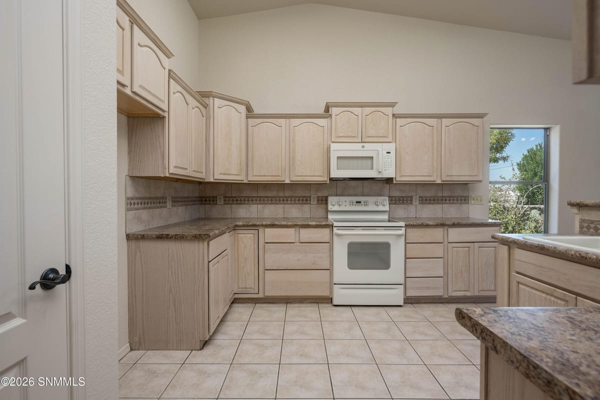 1205 Osage Court, Las Cruces, NM 88005 photo 8