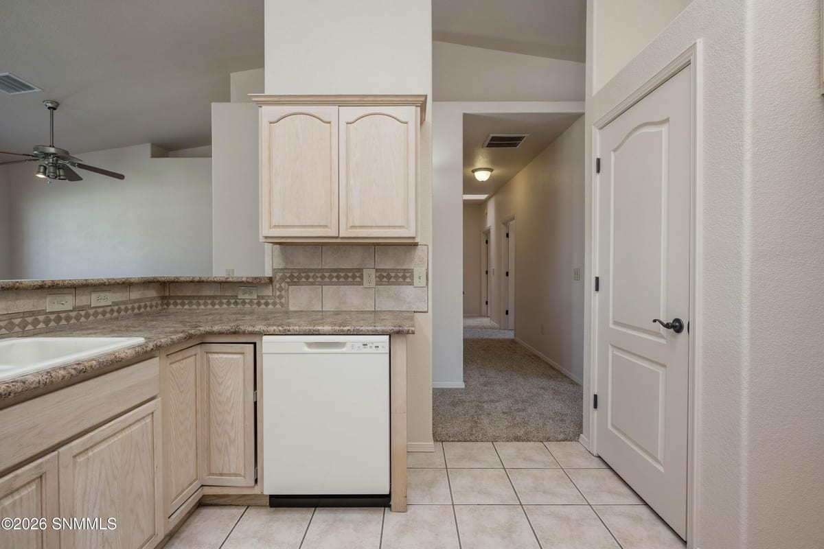 1205 Osage Court, Las Cruces, NM 88005 photo 10