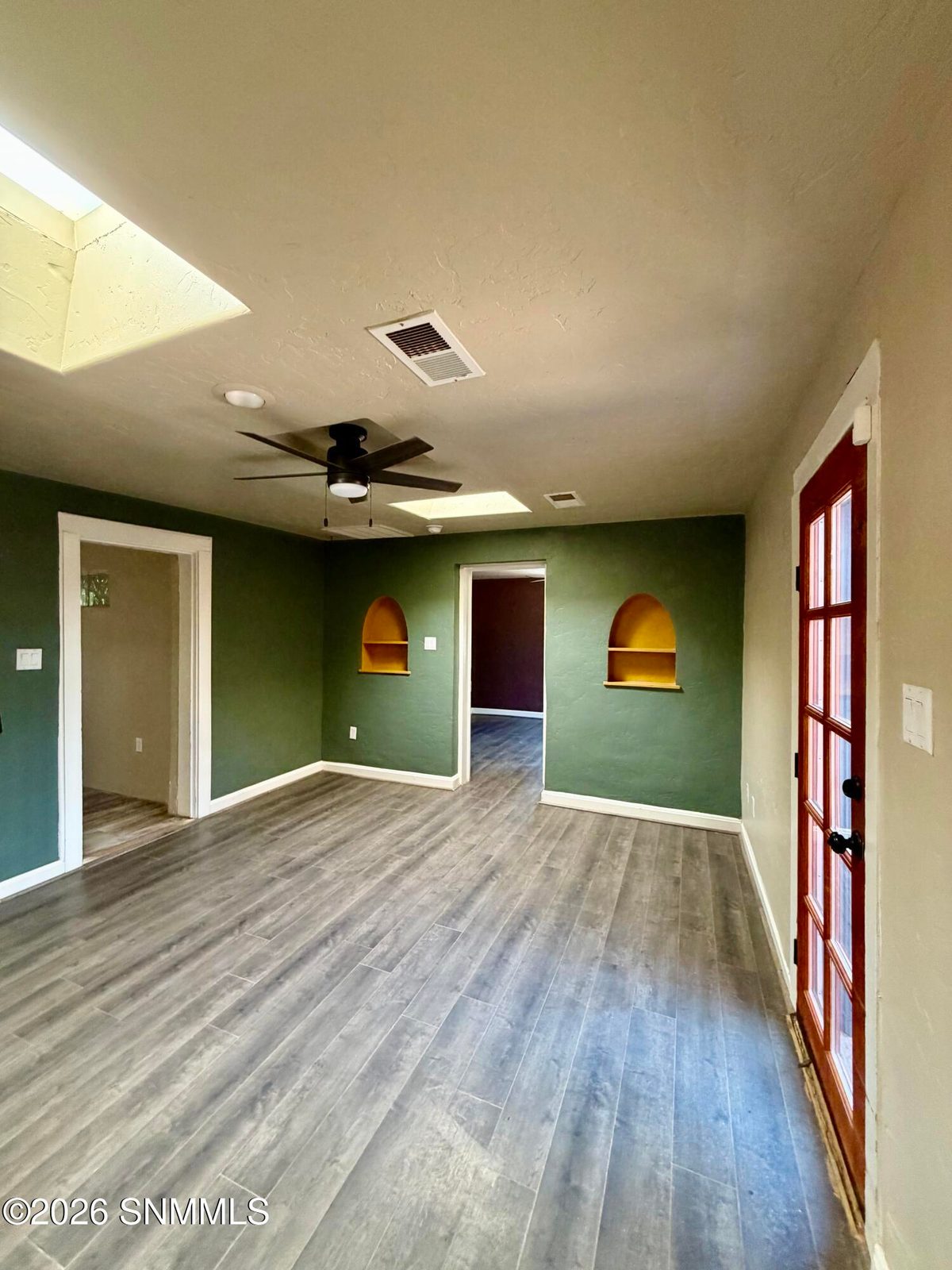 955 S Melendres Street, Las Cruces, NM 88005 photo 3