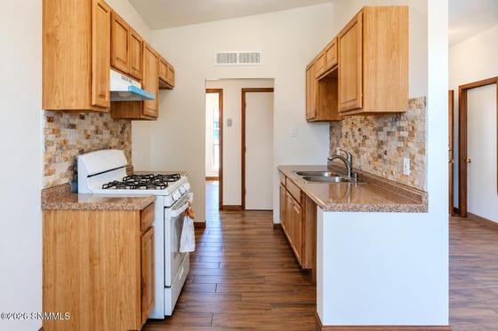 1965 Stanton Avenue, Las Cruces, NM 88001 photo 4