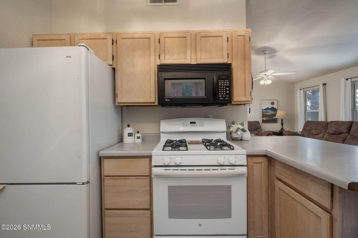 5075 Emerald Street, Las Cruces, NM 88012 photo 12