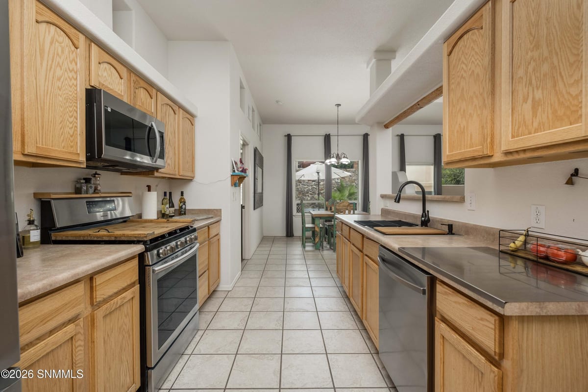 650 Cedardale Loop, Las Cruces, NM 88005 photo 15