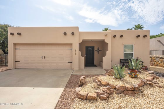 650 Cedardale Loop, Las Cruces, NM 88005 photo 2