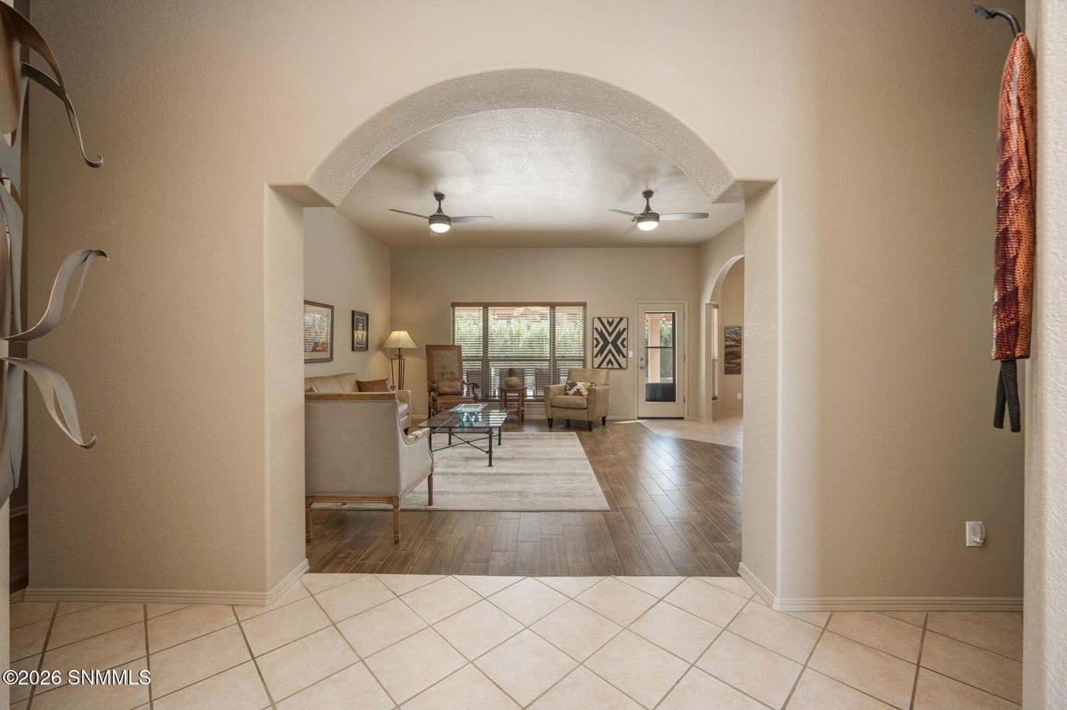 4450 Los Arboles Drive, Las Cruces, NM 88011 photo 8