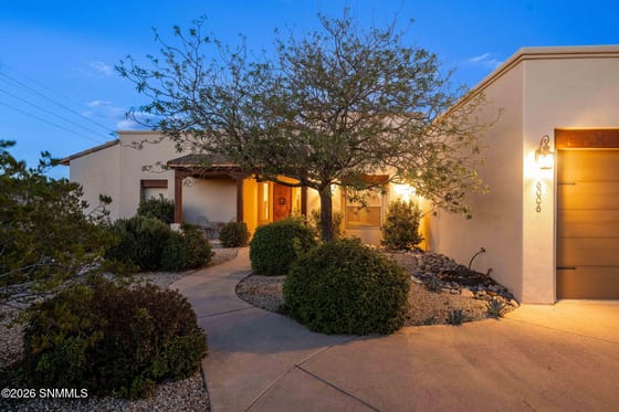 6006 Lazo Del Sur, Las Cruces, NM 88011 photo 2