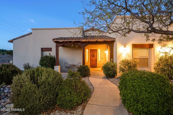 6006 Lazo Del Sur, Las Cruces, NM 88011 photo 3