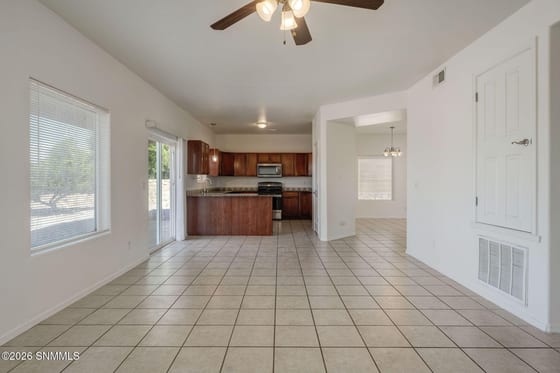 4612 Camino Dos Vidas, Las Cruces, NM 88012 photo 5