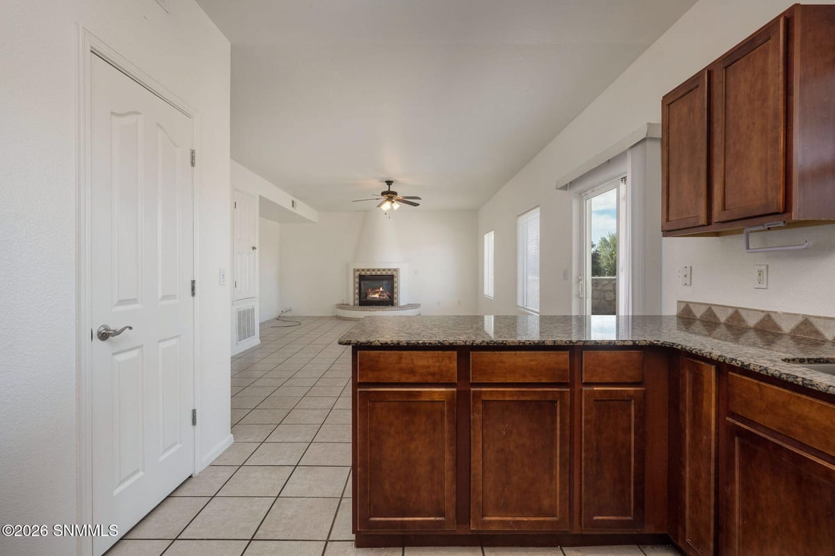 4612 Camino Dos Vidas, Las Cruces, NM 88012 photo 9
