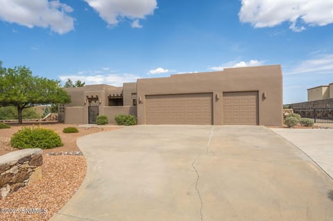 1218 Idyll Court home for sale