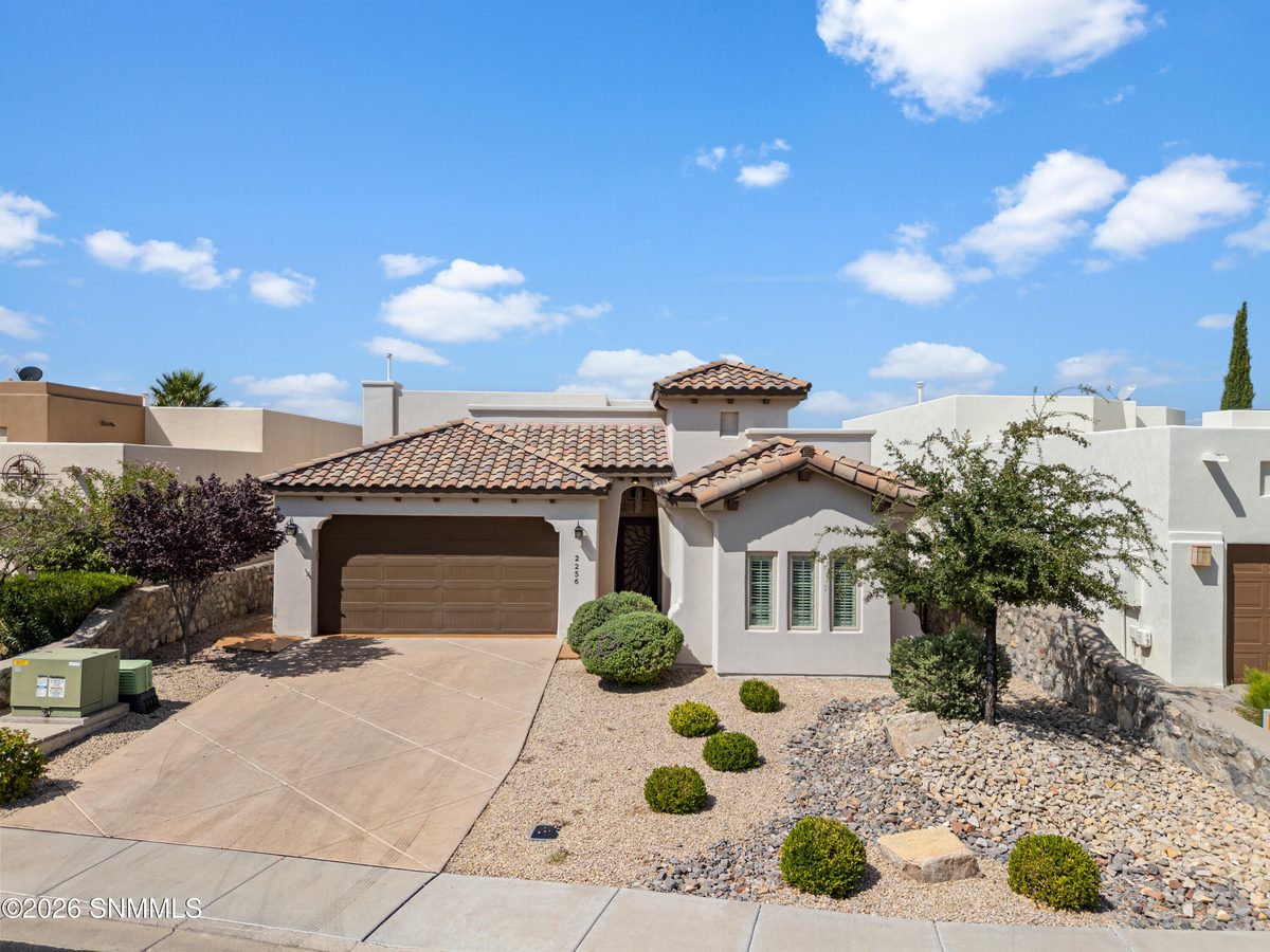 2256 Sedona Hills Parkway, Las Cruces, NM 88011 photo 2