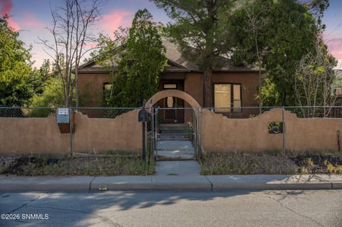 2315 College Street, Las Cruces, NM home for sale at $230,000