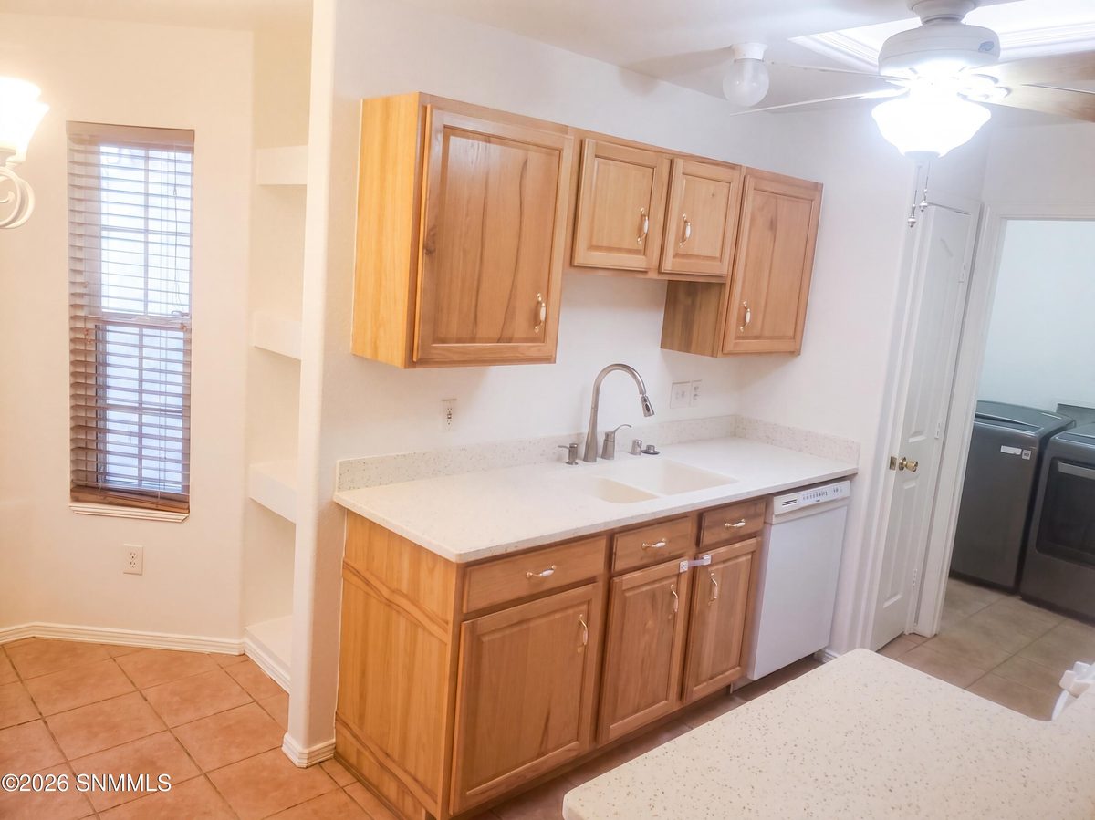 1039 Aguilera Court, Las Cruces, NM 88007 photo 8
